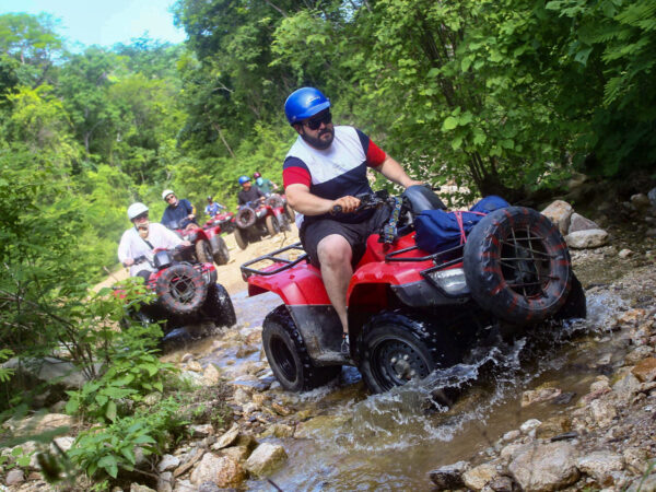 tour en cuatrimoto a la selva en huatulco rio adventure mexico